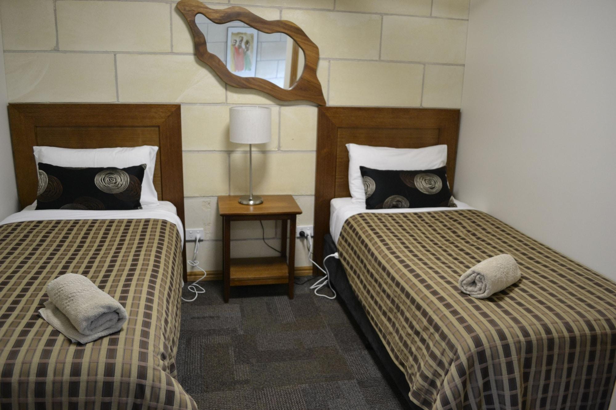 Loch Ard Motor Inn Port Campbell Esterno foto