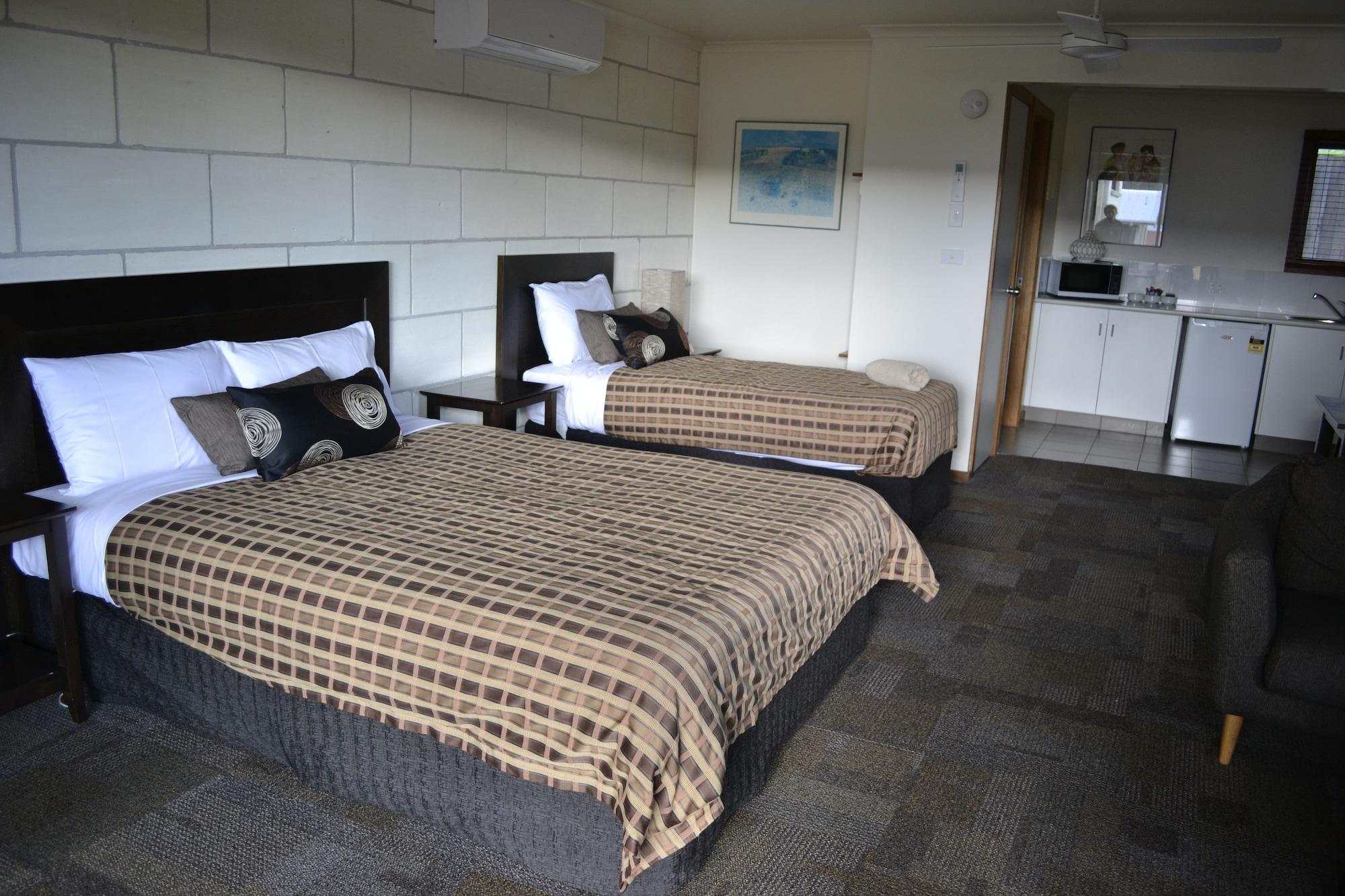 Loch Ard Motor Inn Port Campbell Esterno foto