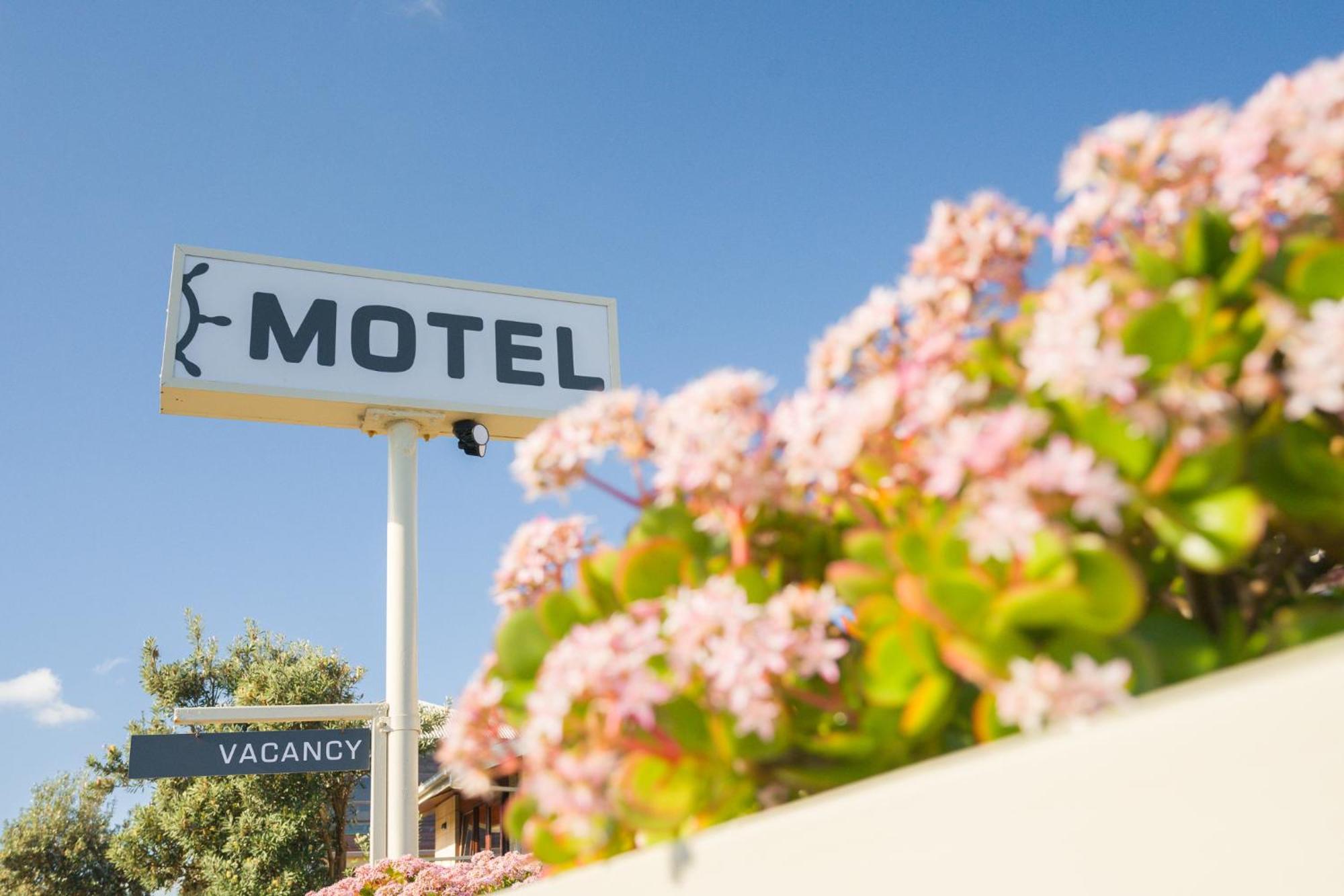 Loch Ard Motor Inn Port Campbell Esterno foto