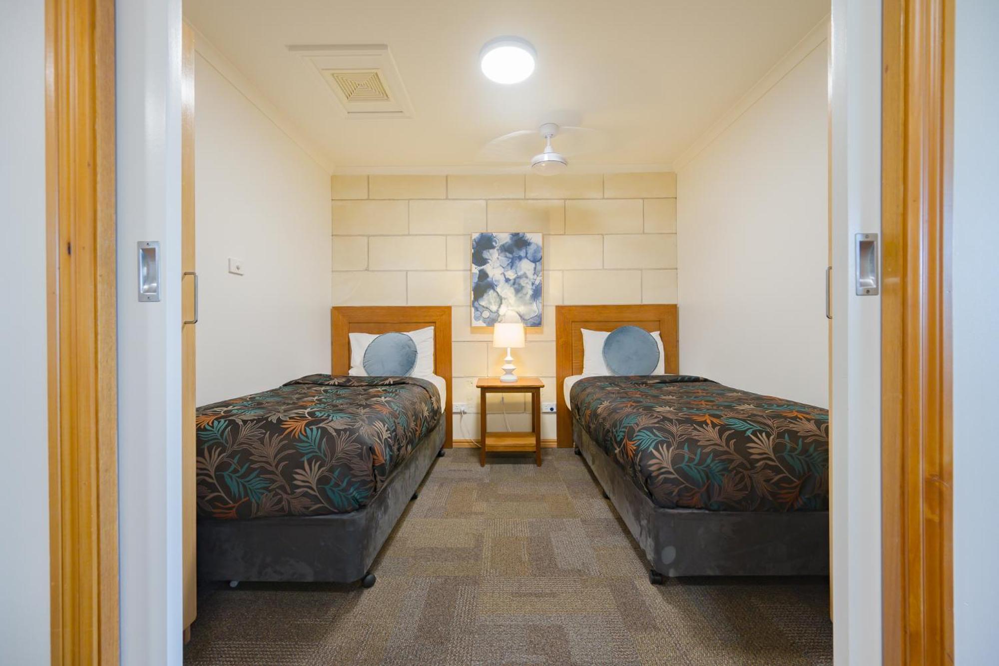 Loch Ard Motor Inn Port Campbell Esterno foto