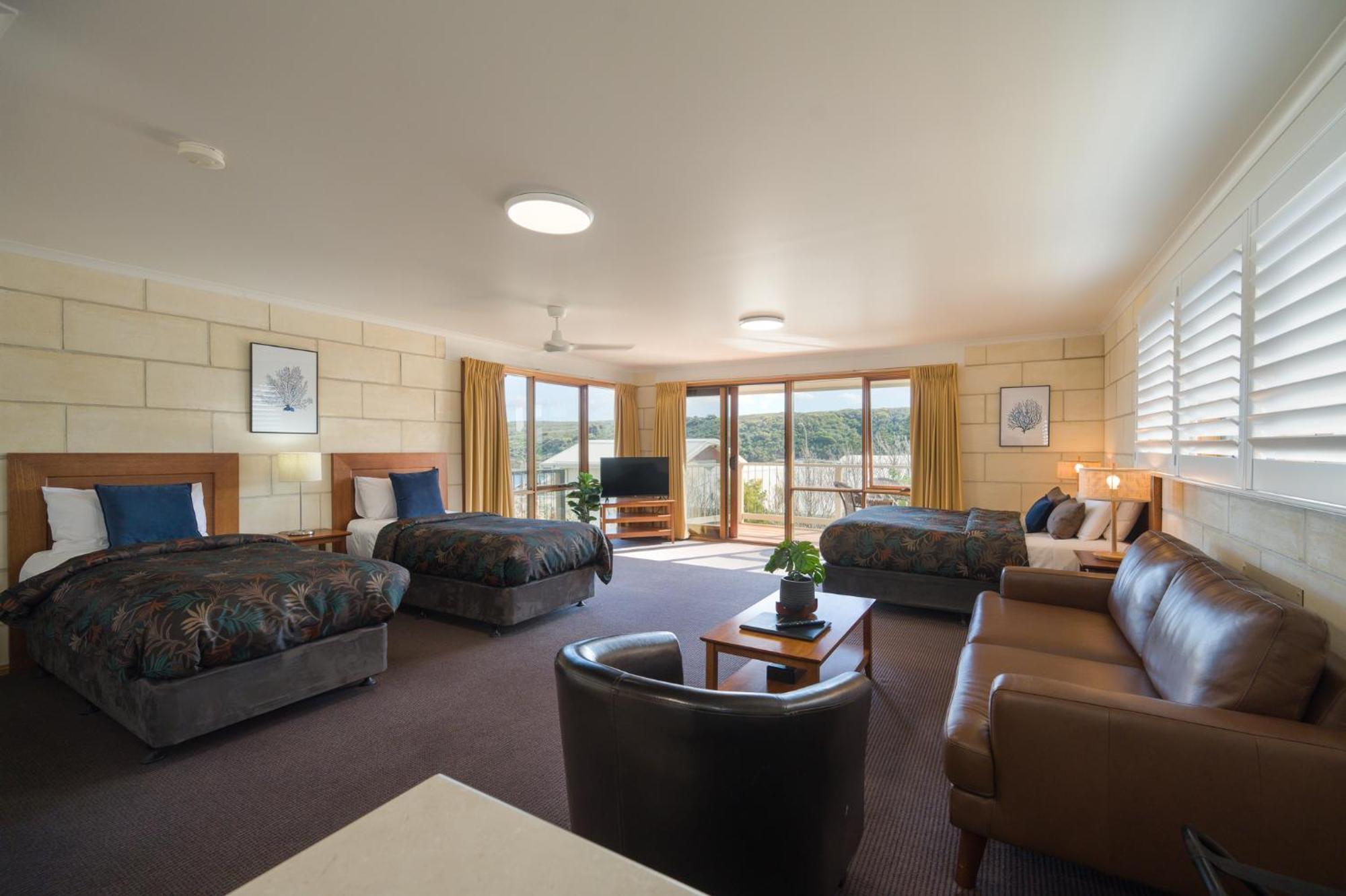 Loch Ard Motor Inn Port Campbell Esterno foto