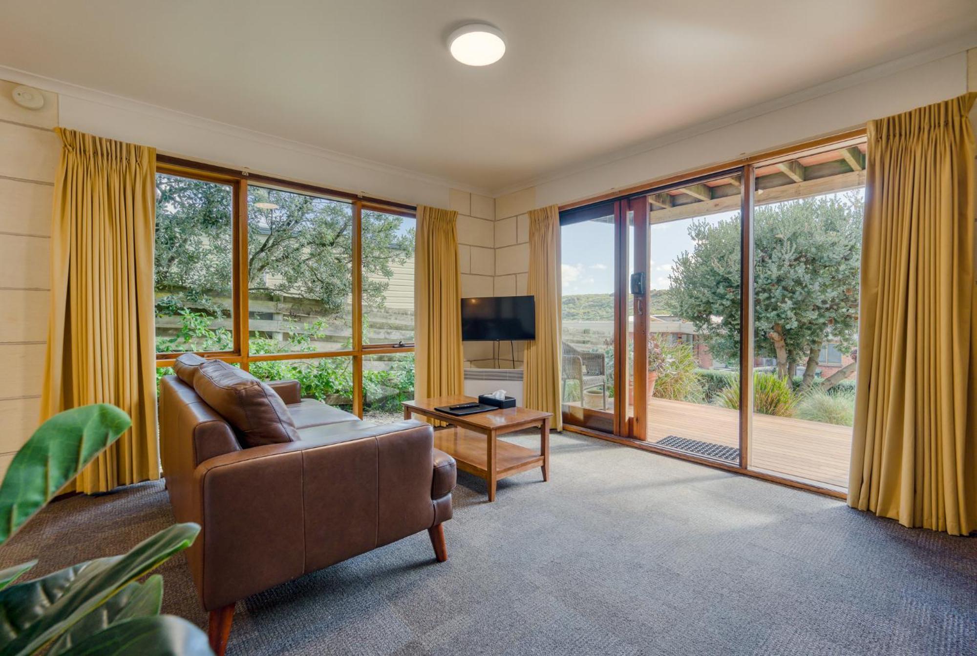 Loch Ard Motor Inn Port Campbell Esterno foto