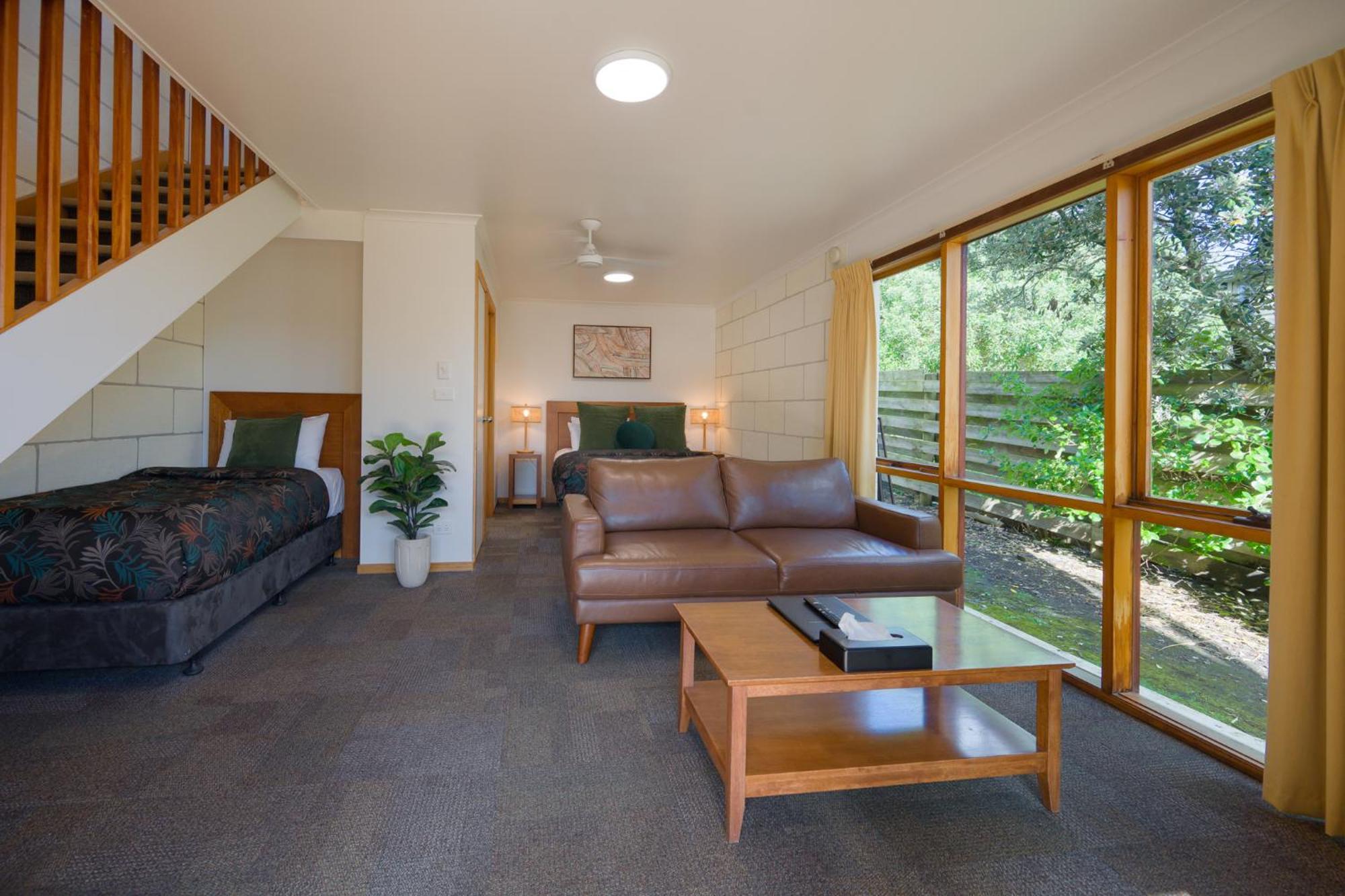 Loch Ard Motor Inn Port Campbell Esterno foto